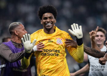 Corinthians Garante Hugo Souza à Vista! Saiba Mais