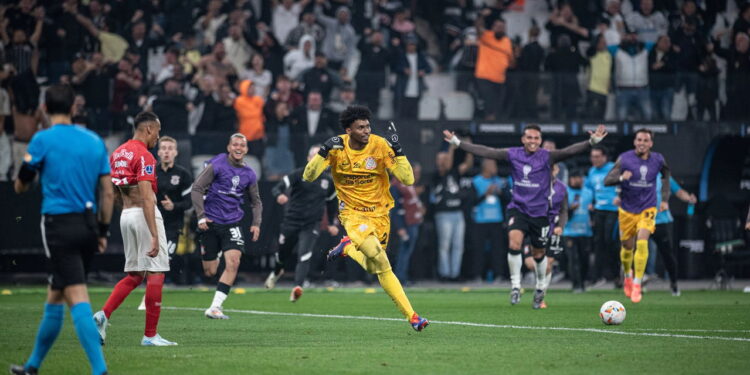 Negociações entre Flamengo e Corinthians Envolvendo o Goleiro Hugo Souza Avançam!
