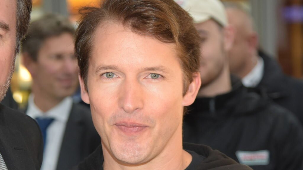 "You're Beautiful" 20 anos depois: O que aconteceu com James Blunt?