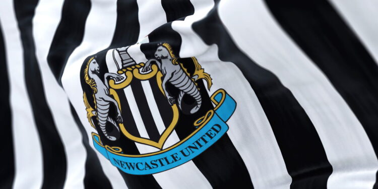 Newcastle De Olho em William Gomes do São Paulo, Multa de R$ 735 milhões!