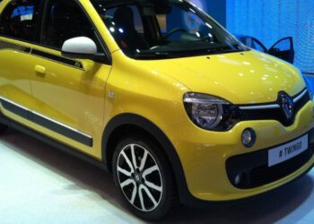 Renault Twingo | Veja essa imagem em: Wikimedia Commons