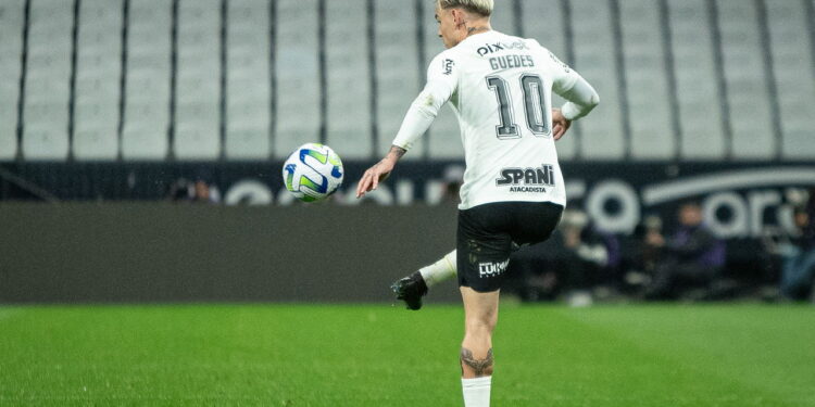 Guedes no radar do Timão? Atacante brilhou no Catar e é cobiçado!