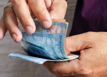 Salário Mínimo 2025: Governo define novo valor e traz boas notícias para os trabalhadores!
