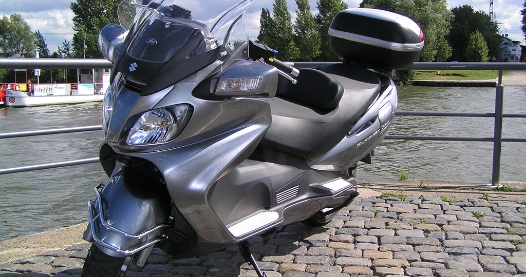 Suzuki Burgman 650 | Fonte: Wikimedia Commons