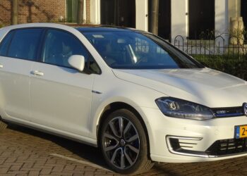 Volkswagen Golf GTE 2015 | Veja essa imagem em: Flickr