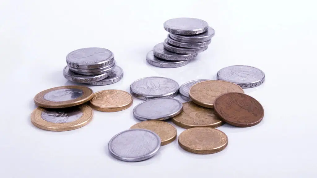 Descubra as moedas de 10 centavos que podem valer até R$ 250