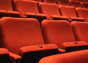 Franquias bilionárias que floparam! Cinema enfrenta nova era e busca por soluções.