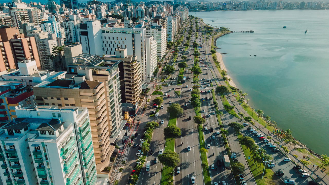 Descubra Florianópolis: Onde a Natureza Se Encontra com a Modernidade