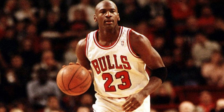 Michael Jordan Faz História: Primeiro Atleta a Entrar na Lista dos Mais Ricos dos EUA!