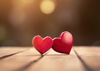 Prepare-se para o romance! Signos que vão encontrar o amor em outubro
