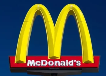 EUA: surto de E. coli pode estar relacionado a sanduíche do McDonalds