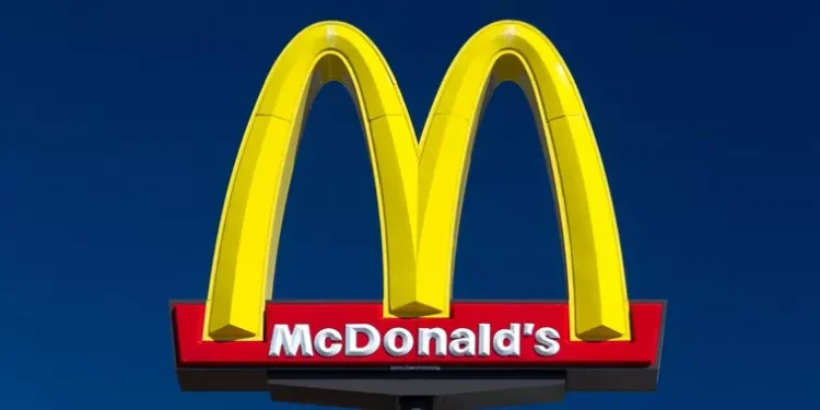 EUA: surto de E. coli pode estar relacionado a sanduíche do McDonalds