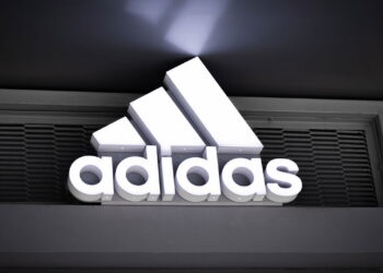 Até 2030 com a Adidas: Cruzeiro garante uniformes da marca por mais 6 anos!