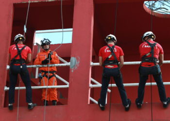 Concurso dos Bombeiros do Amapá (AP) tem 180 vagas e salário de R$ 8,3 mil! Veja agora