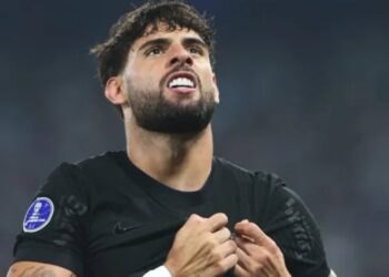 Brasileirão 2024; Corinthians vence o Palmeiras e se afasta da zona de rebaixamento.