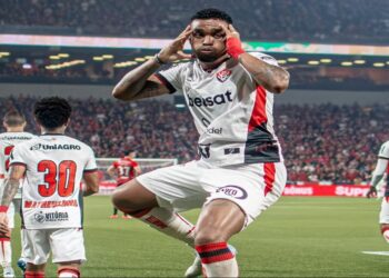 Brasileirão Série A: Vitória Vence o Athletico Paranaense e Se Afasta Do Z-4. Confira!