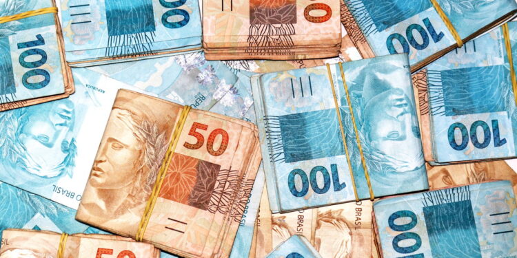 Salário mínimo com aumento: entenda a nova projeção para 2025!