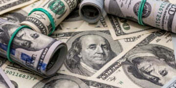 Dólar Rumo a R$8? Entenda os Cenários e Riscos de 2025