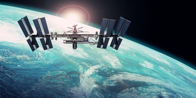 Entenda a briga entre a Nasa e a Roscosmos para conter vazamento na ISS.