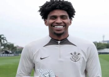 Hugo Souza é Do Corinthians: Timão pagou 800 mil euros ao Flamengo.