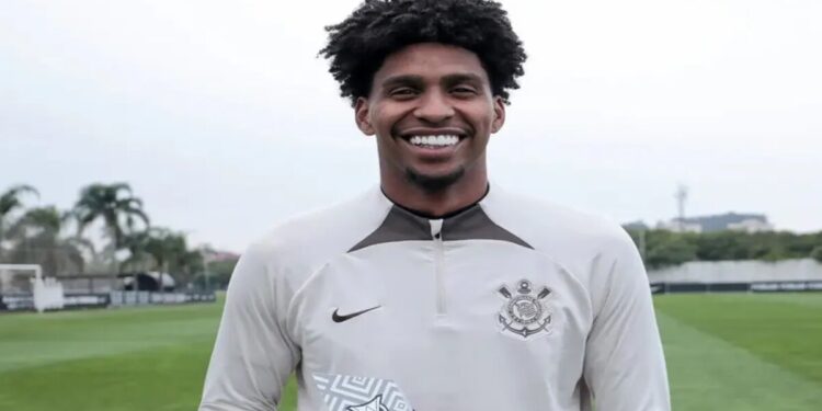 Hugo Souza é Do Corinthians: Timão pagou 800 mil euros ao Flamengo.