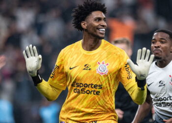 Corinthians Oficializa Compra do Goleiro Hugo Souza, Ex-Flamengo! Veja os Valores