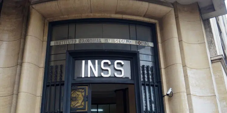 Quando você recebe? Veja as datas de pagamento do INSS para outubro! Confira