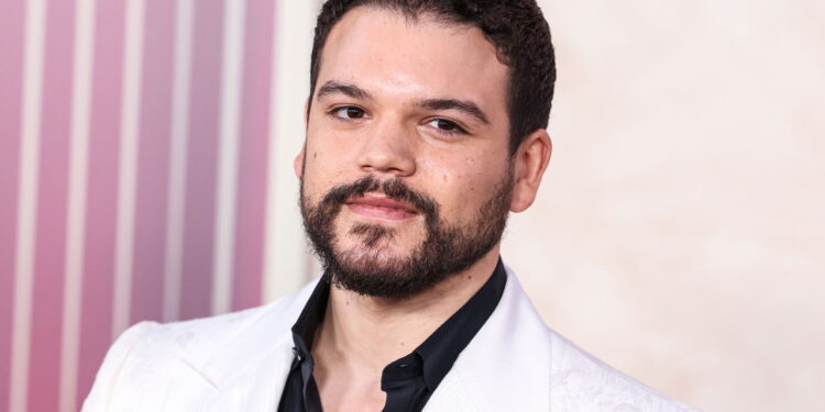 Alcançou a Fama com West Side Story: Conheça a Fortuna de Josh Andrés Rivera