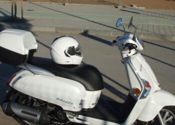 Kymco Like 125 | Veja essa imagem em: Wikimedia Commons