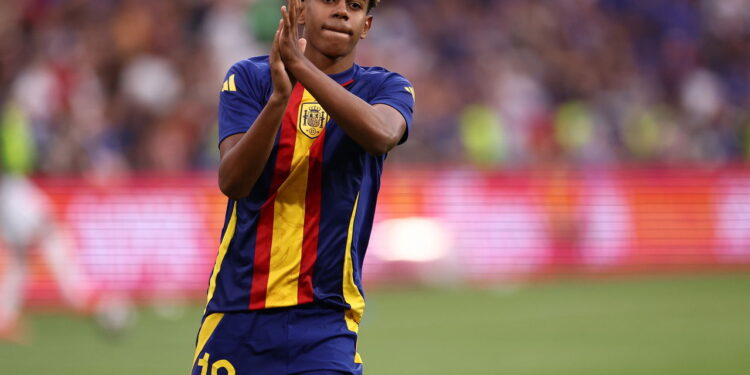 Golden Boy 2024: Lamine Yamal, o jovem craque que promete revolucionar o futebol