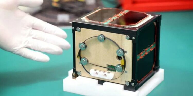 LignoSat; Primeiro Satélite De Madeira é Lançado Pela SpaceX. Confira!