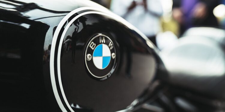 Logotipo da BMW em uma moto | Veja essa imagem em: Flickr