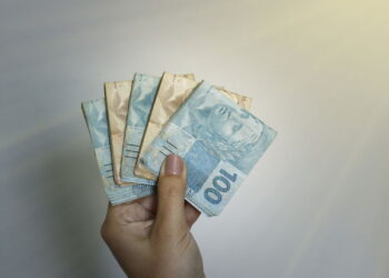 Você já recebeu o aumento do salário mínimo? Veja o novo valor