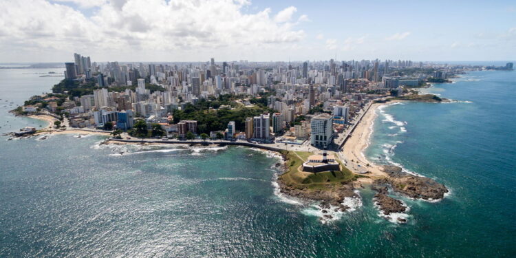 Essa cidade da Bahia é um dos destinos mais procurados do Brasil