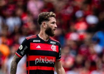 Da Base ao Topo: A História de Sucesso e Fortuna de Léo Pereira