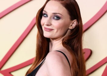 Ícone da nova geração: Sophie Turner e sua marca no cinema