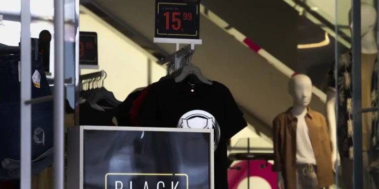 Procon SP recebe mais de mil reclamações sobre Black Friday
