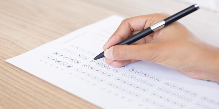 Inscrições abertas para o concurso TCE SP com 63 vagas e salário inicial de R$ 17.7 mil!