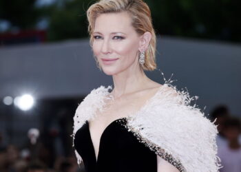 A Rainha de Hollywood e Sua Fortuna: O Sucesso de Cate Blanchett