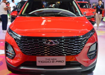 Quer um carro híbrido sem gastar muito? Confira os 5 modelos mais em conta!