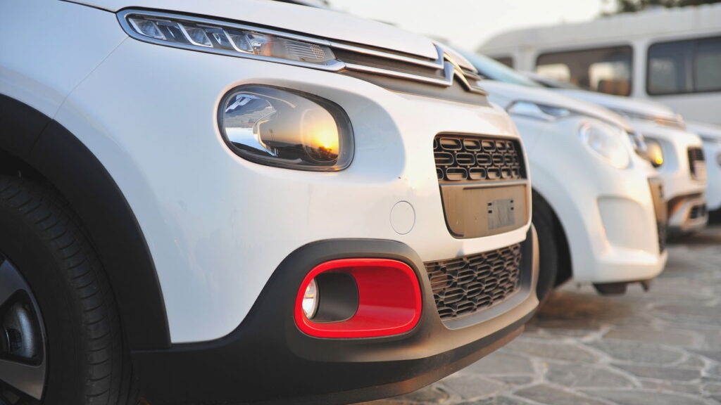 6 carros usados bons e baratos que cabem em um financiamento!