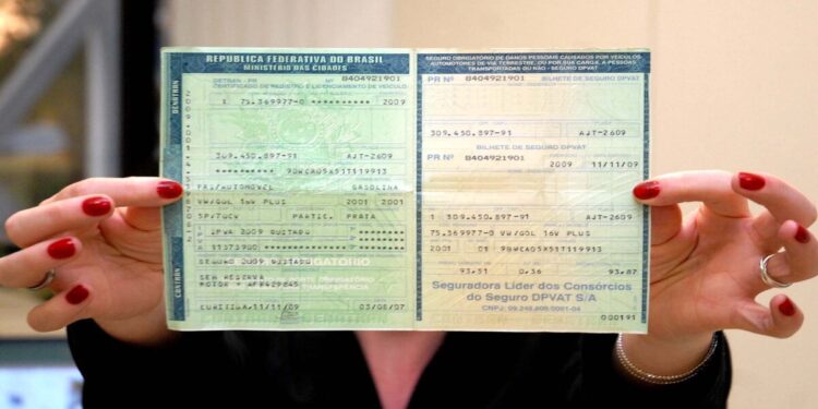 Como licenciar um veículo com bloqueio de transferência? Aprenda!