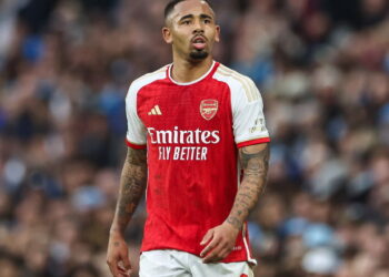 Gabriel Jesus brilha no Arsenal e se aproxima da titularidade: entenda o porquê