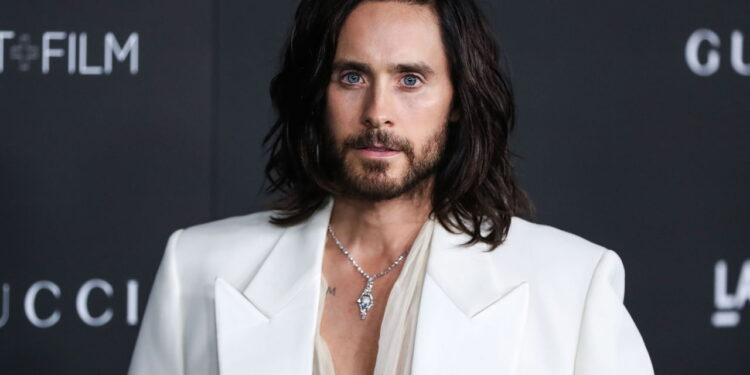 Jared Leto como Esqueleto: O Vilão Mais Aterrorizante nos Cinemas