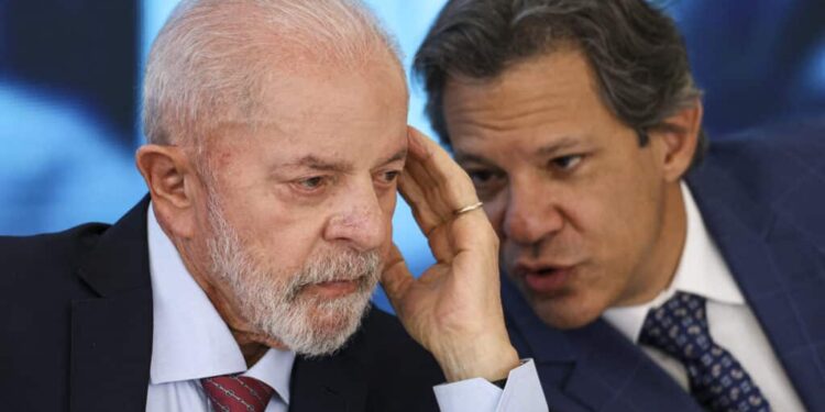 Política fiscal só sairá da berlinda com novas medidas, diz economista