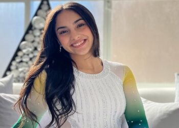 Júlia Soares: Um exemplo de dedicação e talento! Conheça sua jornada e salário