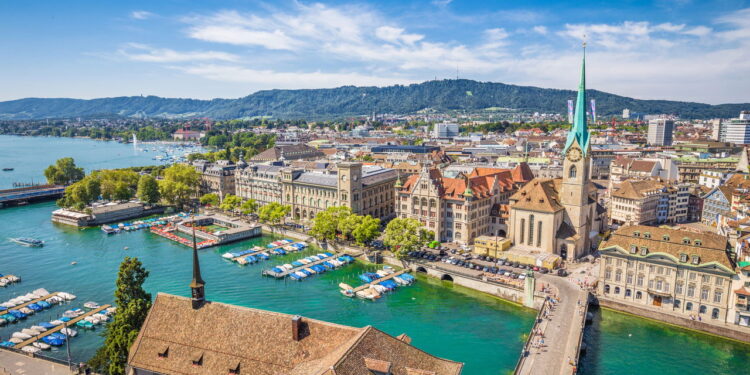 Expatriados: Onde Viver Bem e Onde Evitar a Todo Custo!