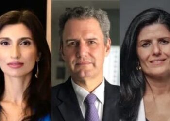 Descubra como economia, política e agronegócio se conectam no Brasil com insights de especialistas como Zeina Latif e Marcos Jank.