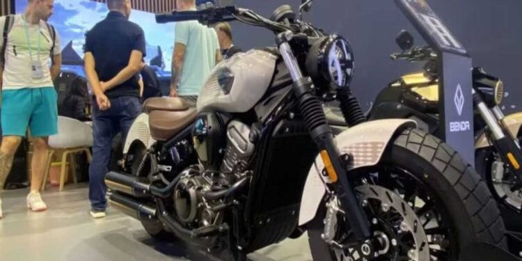 Potência e Sofisticação: Descubra a Nova Benda Dark Flag 950