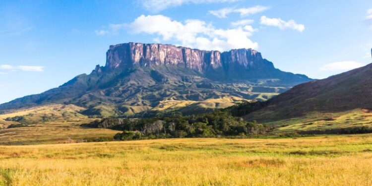 Monte Roraima – Créditos: depositphotos.com / MaRabelo